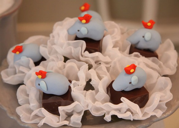 elephant-truffle-wrapper-birthday-party-1